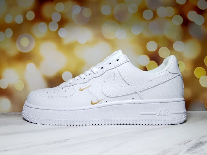 Women's Air Force 1 White Shoes 130